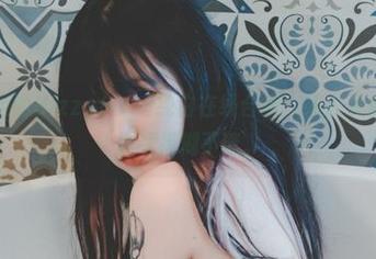 无法抗拒的Hizzy(히지)纯白在线合集，让人又爱又恨的界线模糊不清。