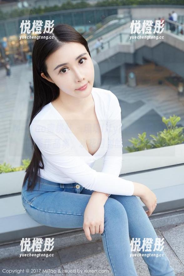MiiTao蜜桃社 - 琉璃lily的浴室探险：最新作品集，水花四射的欢乐篇！