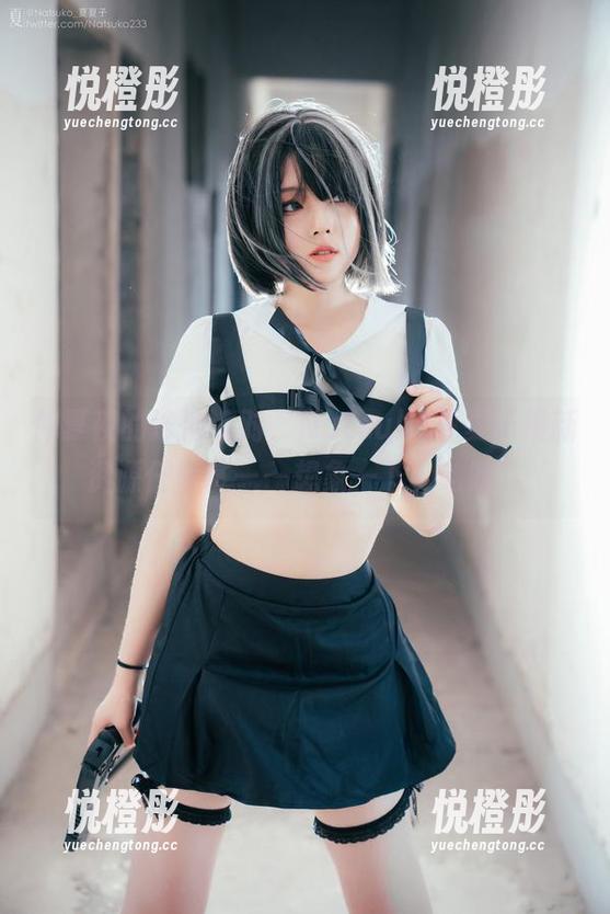 仲夏夜的泳池派对，Natsuko夏夏子最新资源任你拿——想象一下，哈哈。