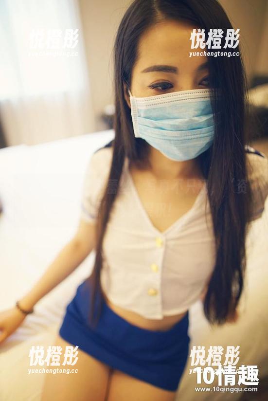 穿上ROSI黑色蕾丝，写真不只靓，‘资源’也能累积！