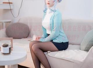 看这草莓蛋糕，Rioko凉凉子，你是想让我在圣诞这天发胖吗？最终选择单身或者用干饭代替？
