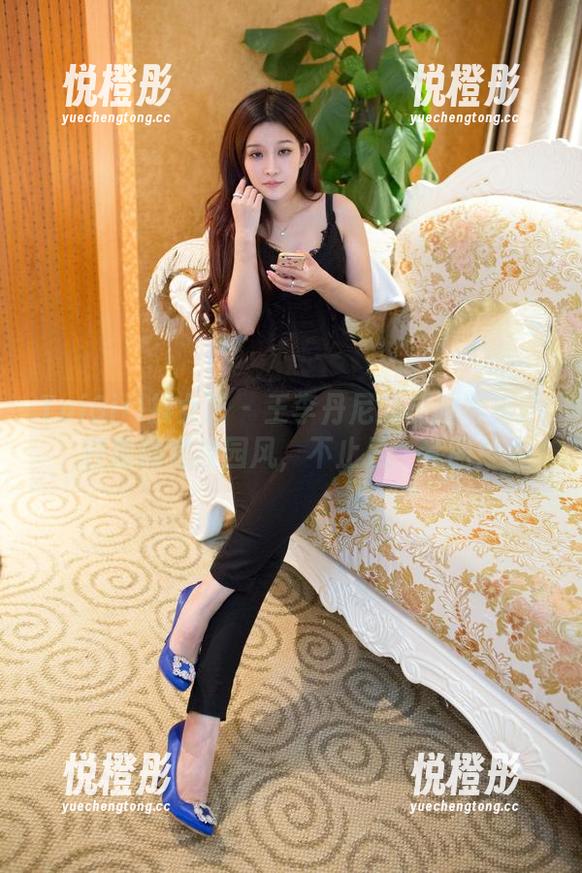 TuiGirl推女郎 - 王李丹尼的校服写真：轻松搞定校园风，不止是一套图！
