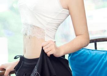 UGirls尤果网 – 不得不说，凌希儿的豹纹写真合集让我始料未及，细节好迷人。