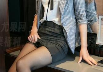 UGirls尤果网 – 这黑色，太撩了！黛蓓琪的图集福利，决策困难，选哪张好呢？