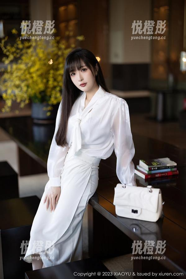 XIAOYU语画界-林乐一 XIAOYU语画界 - 林乐一的皮衣,这组照片果然够火力全开。