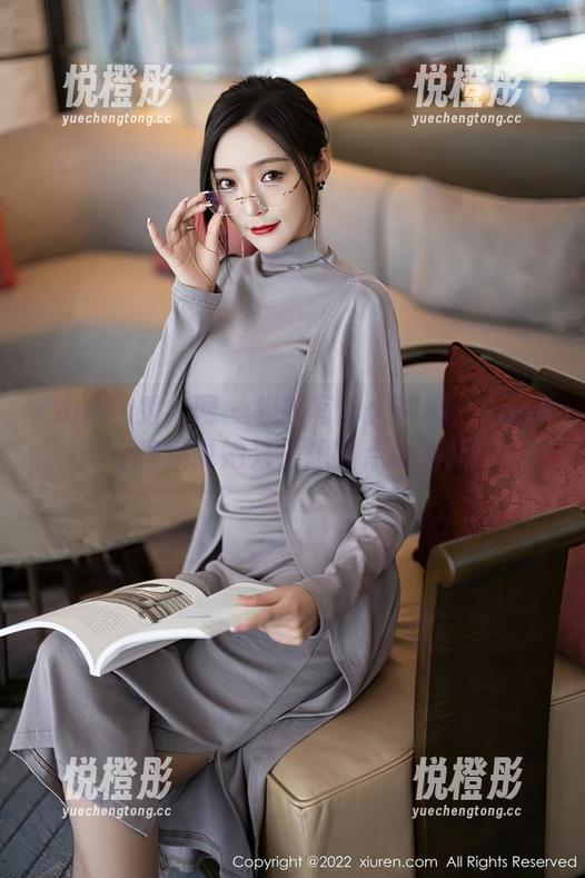 Xiuren秀人网-Candy糖糖 Xiuren秀人网 - 校服写真大解码:Candy糖糖说她只是想要点小清新