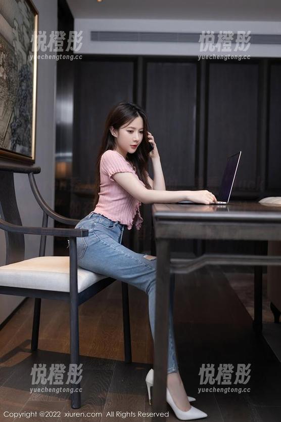 Xiuren秀人网 - 不谈别的，单看“lucky咏丹”的在线美图，JK风的表现力让我有种想冲上去说“再来一张”的冲动。