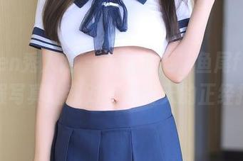 Xiuren秀人网 – 无法抗拒，鱼尾fish的制服写真让我对不起每天的正经打扮