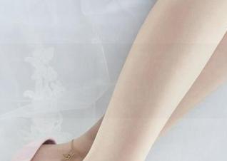 丽柜 – 压抑和释放——慕子的白色写真，图集里蹦跶的细节