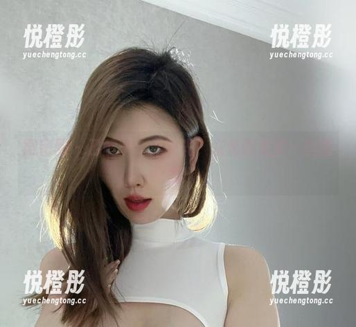 微密圈 - 乙醇子：无圣光，灰色调里的一丝酷炫