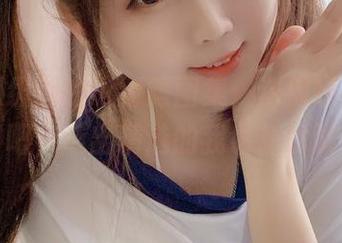 依依超级懒的jk制服图集：这波也太会穿了吧，选出精选的我也想试试！