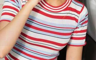 克拉女神 – 走！去看孟君的户外大片——可是网盘里的合集我也需要多遥控几遍！