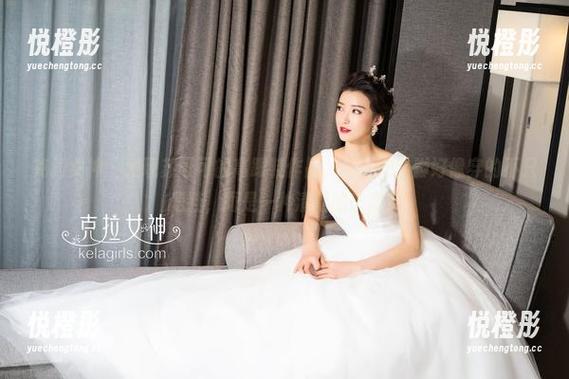 克拉女神-苏可可 克拉女神 - 发现苏可可的高跟鞋作品,感觉她的脚好像穿的不只是鞋,而是一种清新的态度?
