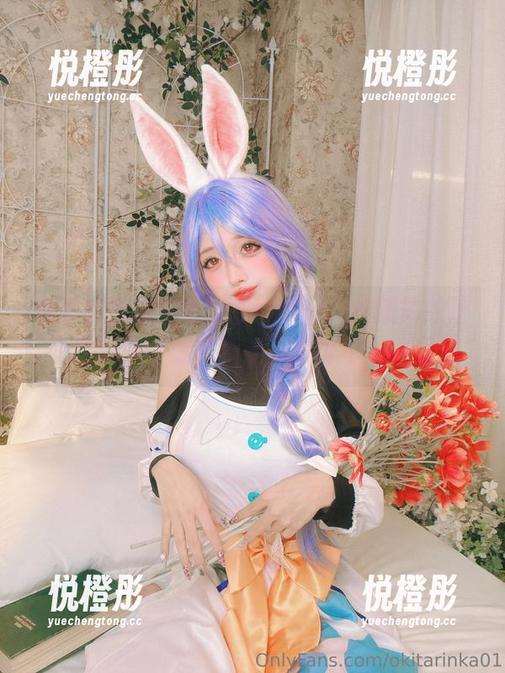 冲田凛花rinka 在毛衣里的冲田凛花rinka,细腻的纹理竟让我想该怎么描述,难得不想脑爆。