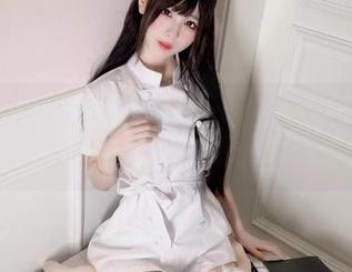 微密圈 – 十万口草莓粥粥的美图带着神秘的资源，忽似一场意外的甜蜜约会。