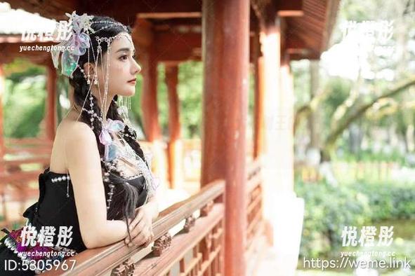 古阿扎 微密圈 - 古阿扎在斜阳下摆姿势,那大慈树王的影子真想免费下载!