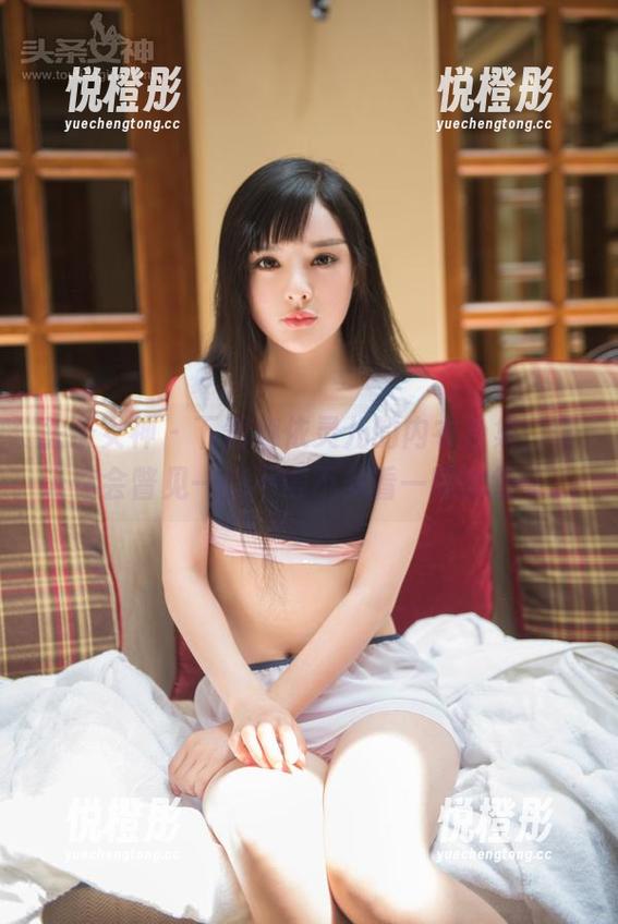 头条女神-娜依灵儿 头条女神 - 下载娜依灵儿的内衣合集,保证你会瞥见一些不得不多看一眼的细节。