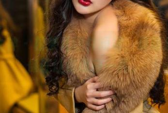 头条女神 – 松果儿这件短裙，最新分享，保证让你眼前一亮。