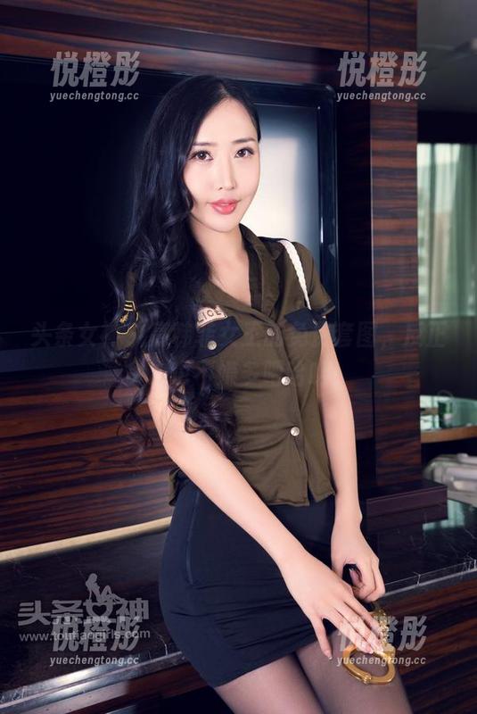 头条女神 - 高韩菲女王的免费套图，反正贪心也不嫌多吧哈哈！