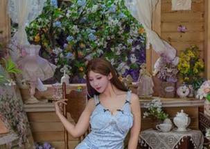 奈汐酱Nice的花嫁，原图上每朵花都在暗示：赶紧结婚吧，你完蛋了！