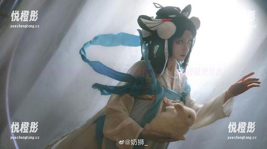 撑着一股劲看完奶狮不咬人的嫦娥如梦令，下载按钮快给我！