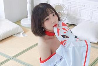 运动中的姜仁卿(강인경)，图片好像在邀约我一起去健身啊～