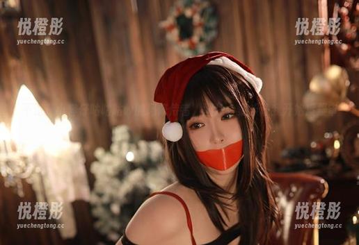 不过是小容仔咕咕咕w的玛修侍者，图片合集却让我开始质疑审美！