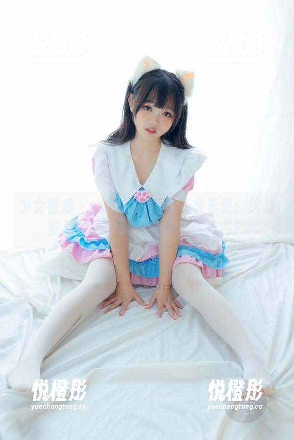 少女秩序-小葵 少女秩序 - 小葵在短裙写真集里说:这是我与夏天的终极约会,你来吗?