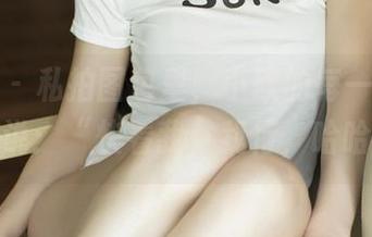 尤果网 – 私拍图包里，小欧的每一张都像是在说：“快看我，我行，哈哈！”