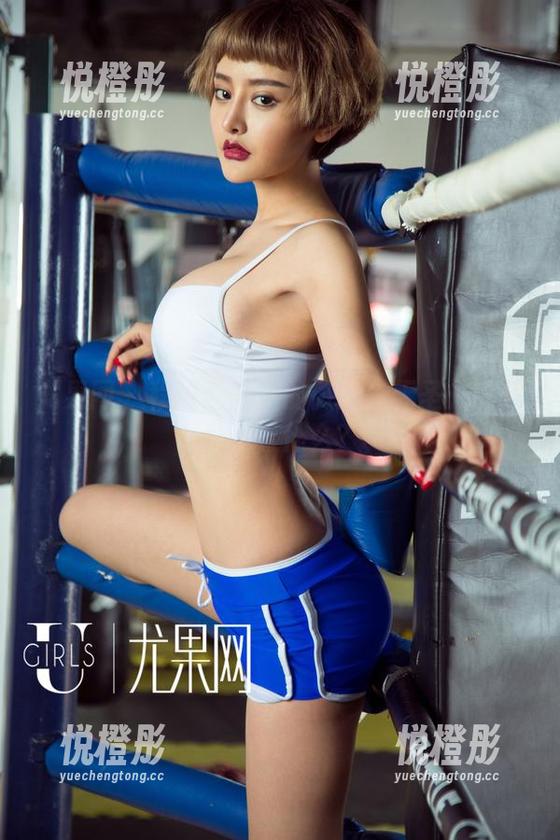 尤果网 - 程瑜西黑色的微妙：无圣光图片里藏着什么？