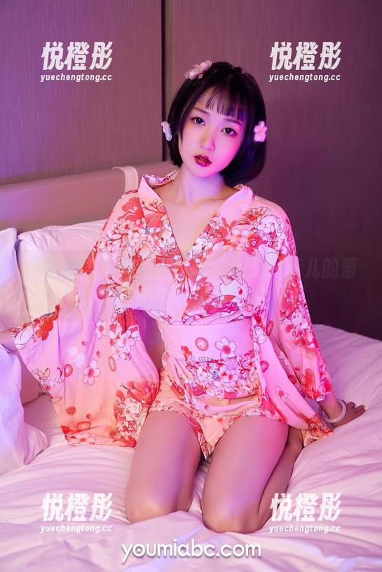 尤蜜荟-菲儿 尤蜜荟 - 提到福利,你不会想到菲儿的蕾丝原图吧?来看看吧!