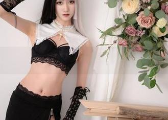 木绵绵OwO：定制写真，穿越透明的边界