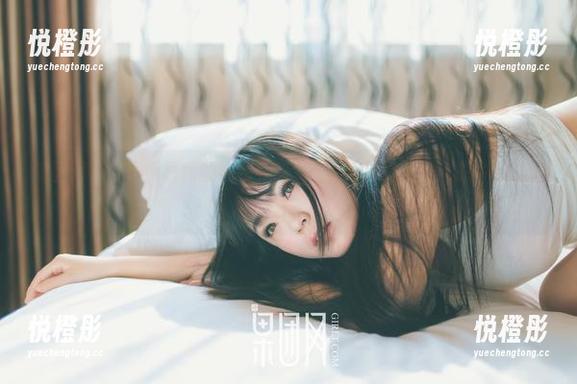 果团网 - 好奇何嘉颖的黑色私拍资源，这种风格让人想多看几遍啊。