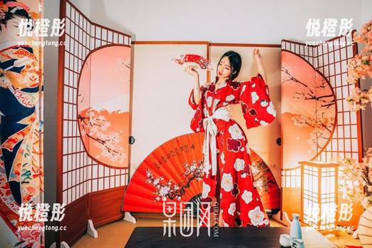 果团网-王婉悠 果团网 - 婚纱资源虽好,却不知王婉悠是如何在镜头前“硬撑”的。