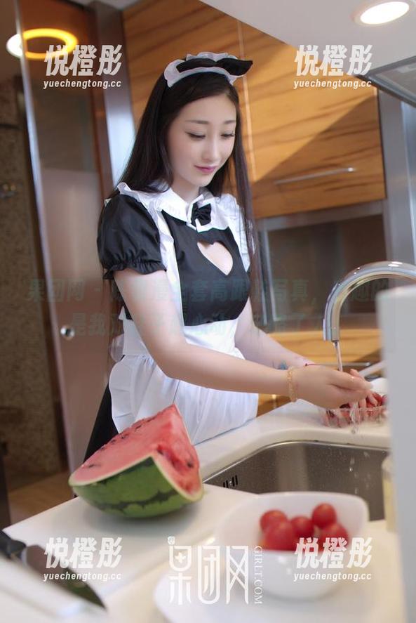 果团网 - 陈雅漫全套高跟鞋写真，有趣的是我对鞋子超心动，忽略了人。