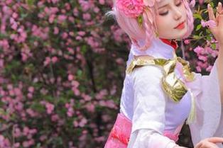 越看越上瘾，桃暖酱的“雷姆”套图，你敢轻易分享？