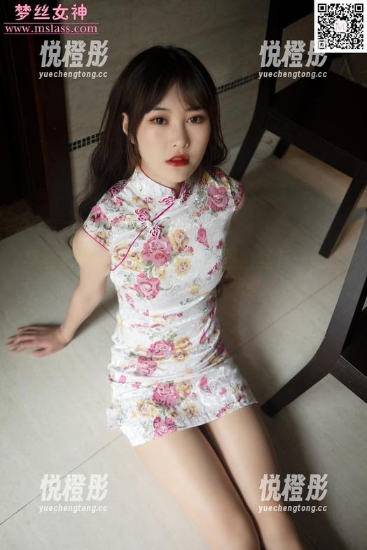 梦丝女神 - 刘诺的粉色？图集里有一些让人意想不到的小惊喜