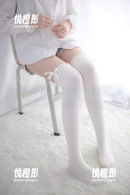 森萝财团 森萝财团最新黑丝妹妹美足合集分享,找个地方静静欣赏一下好吗?