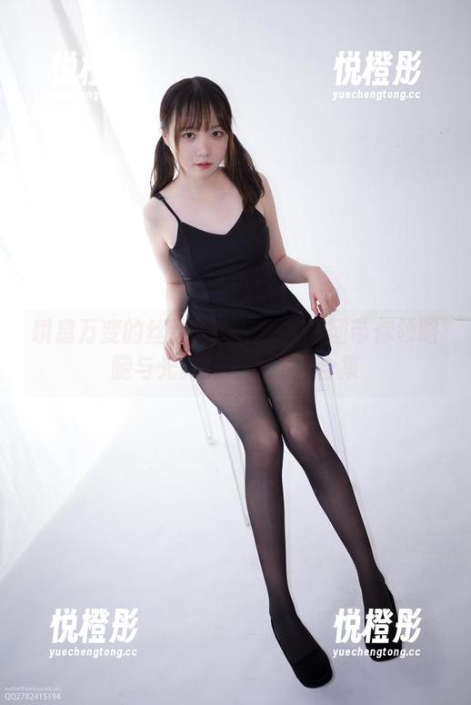 森萝财团 瞬息万变的丝足火腿:森萝财团带你领略腿与光影的碰撞照片合集