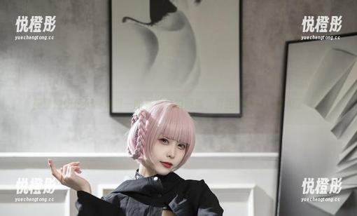 羡慕嫉妒恨！樱岛嗷一的私房自拍图集，真把我的镜子都闪了一下