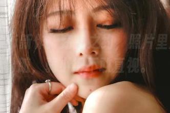 樱晚gigi新作：窈窕之约，照片里那小心脏，弱小得不敢直视。