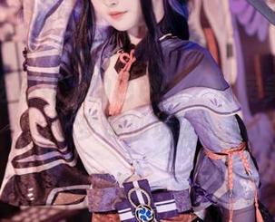 白莉爱吃巧克力的芭芭拉：私房美图中的梦游仙境。