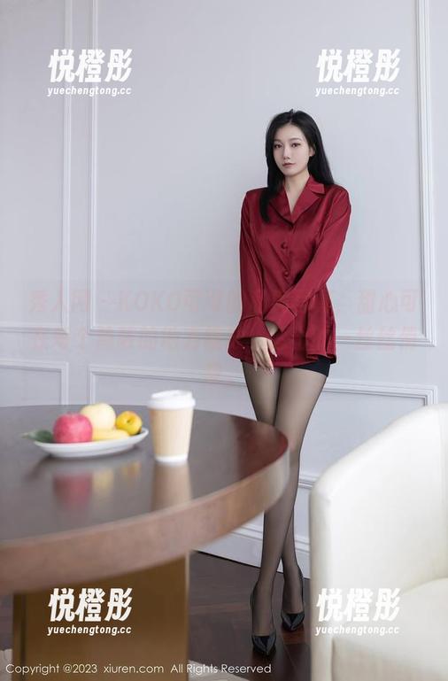 秀人网-KOKO可可 秀人网 - KOKO可可的私房写真,甜心可在每个隐蔽的地方绽放,透出的一丝丝俏皮。