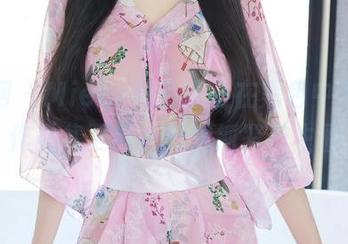 秀人网 – Mieko林美惠子在黑色中游泳，作品集更新，记得抓紧救生圈