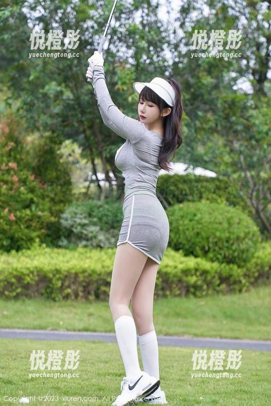 秀人网-fairy如歌 秀人网 - 当fairy如歌与浴缸相遇,观看这场水浮舞的写真独角戏