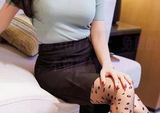 秀人网 – 伍晓丽Shirley：免费的白色图册，不怕被嫌弃吗？