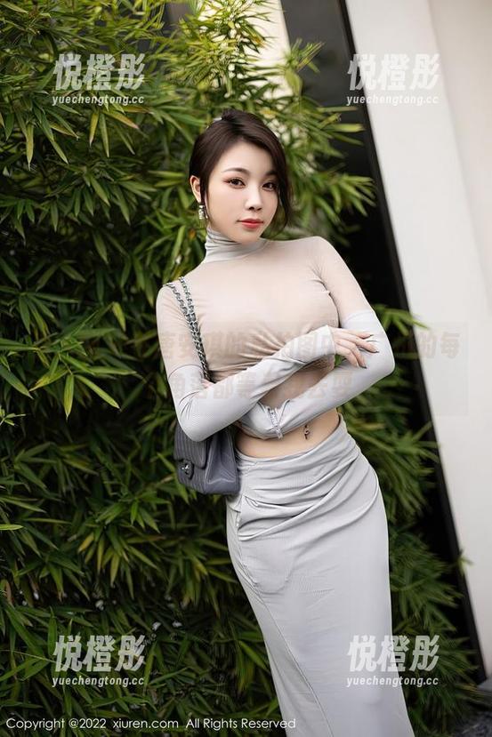 秀人网-唐安琪 秀人网 - 在唐安琪的私拍图中,广州的每个角落都等着我去耍
