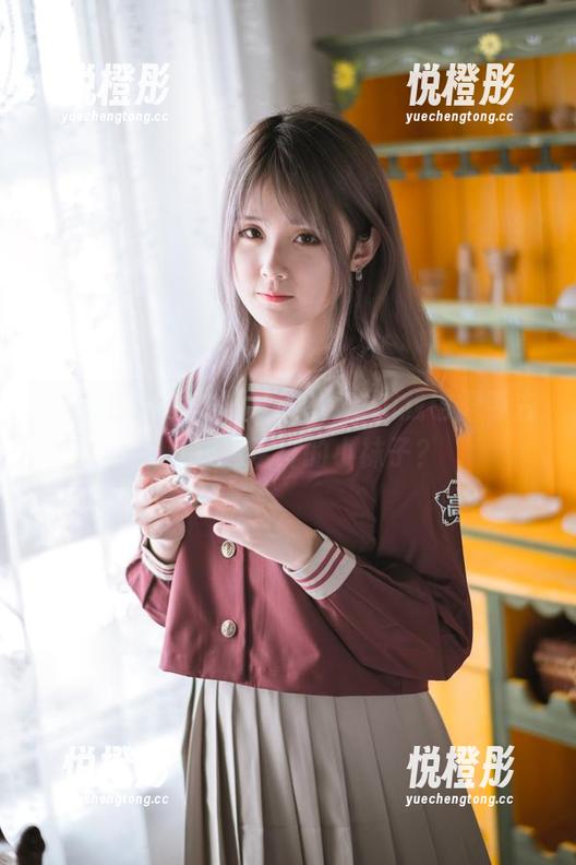 秋楚楚不秃头的不一样，难道我也需要去买几双像这样的小袜子？