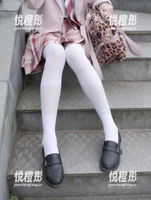 紧急企划-见希w 紧急企划 - 见希w白丝学生服,更新,好像看到课本里的自己了!