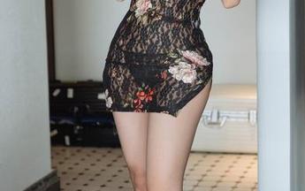 花漾show – 在短裙的摇曳中，体验宋kiki的非正式分享时光！